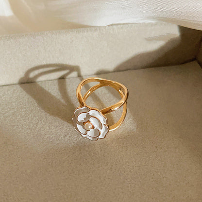 Elegant Gold‑Tone Scarf Buckles — Versatile No‑Knot Scarf Rings for Silk Scarves, Wraps & Shawls