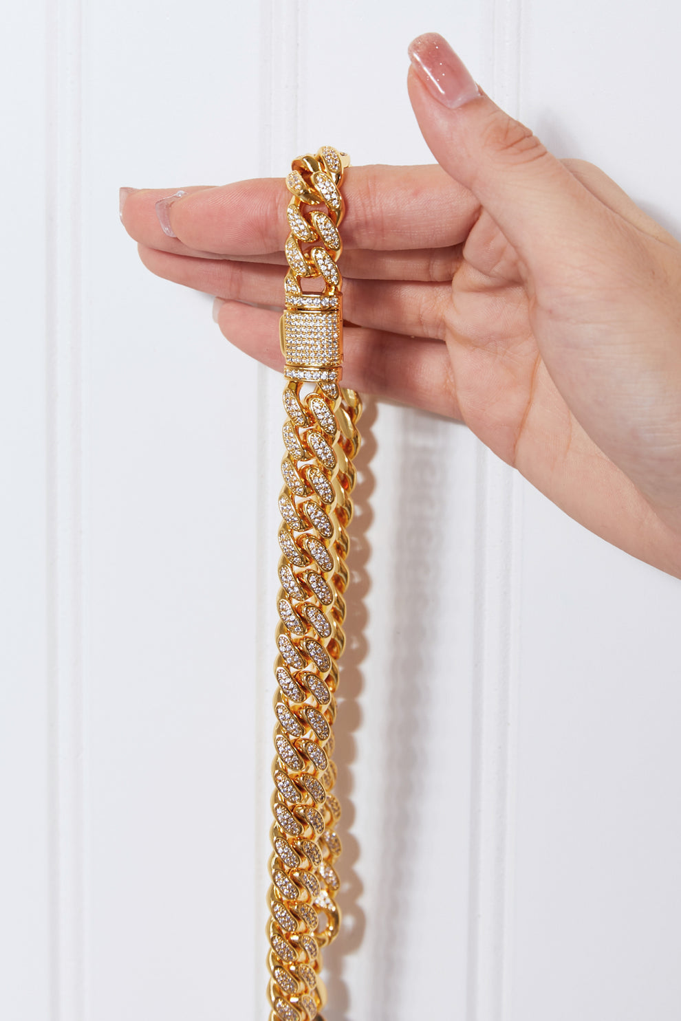 Brass curb chain necklace full overview