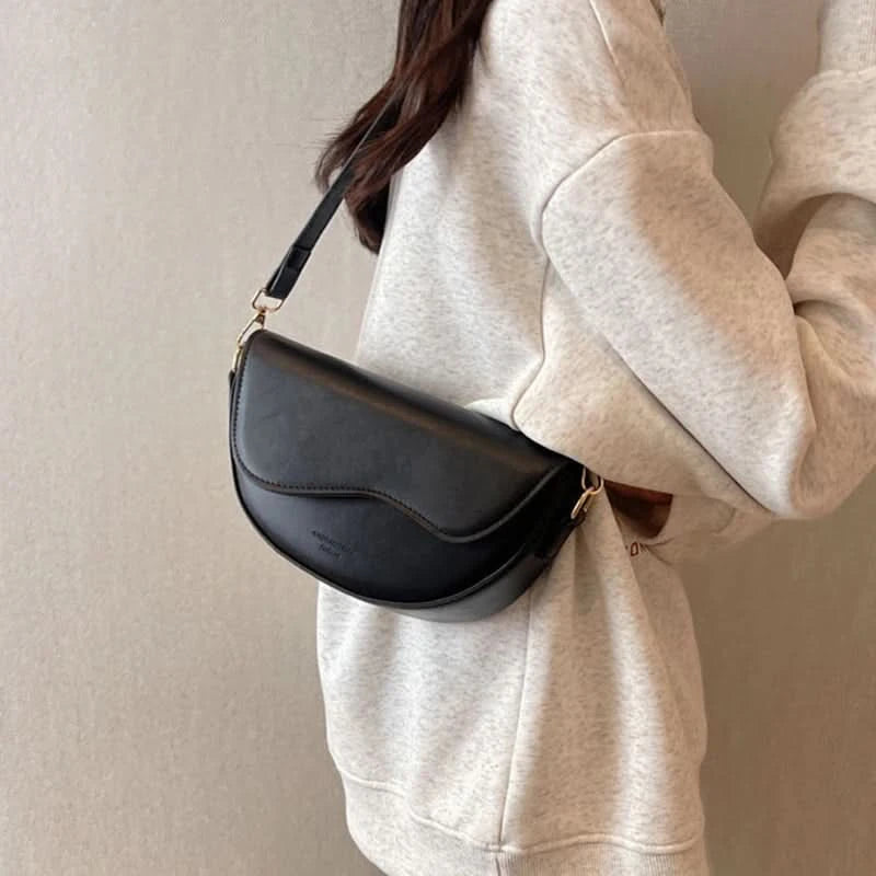 Vintage Saddle PU Leather Shoulder Bag - Solid-Color Minimalist Crossbody