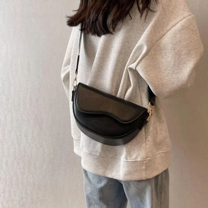 Vintage Saddle PU Leather Shoulder Bag - Solid-Color Minimalist Crossbody