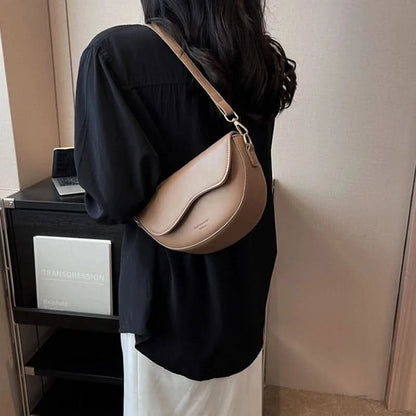 Vintage saddle bag lookbook image