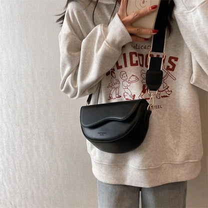 Vintage Saddle PU Leather Shoulder Bag - Solid-Color Minimalist Crossbody