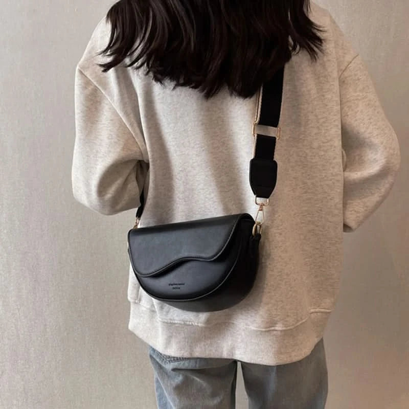 Vintage Saddle PU Leather Shoulder Bag - Solid-Color Minimalist Crossbody