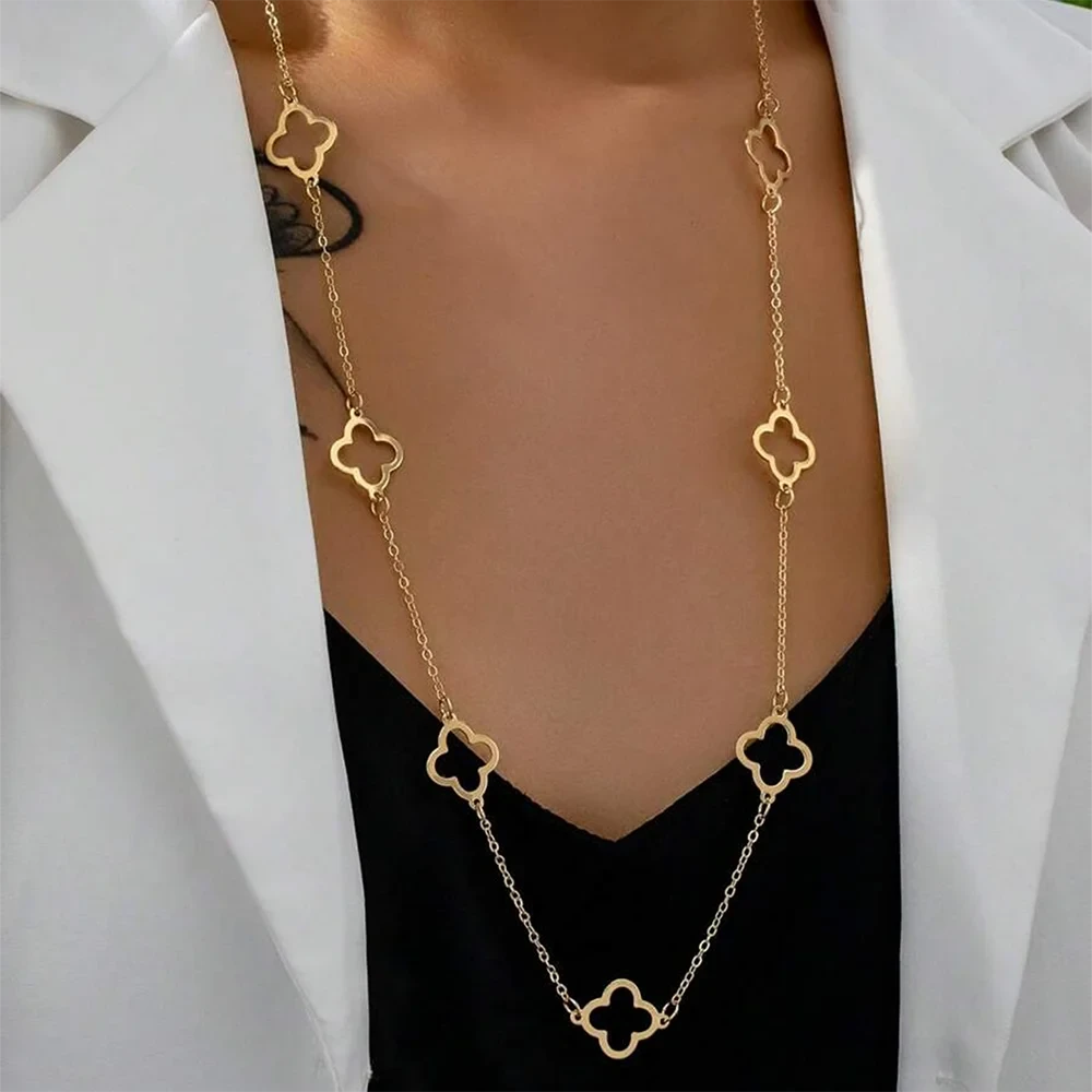 Gold clover long necklace — main view