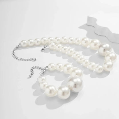 Pearl choker set evening wear styling