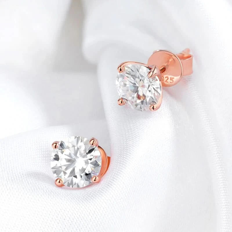 Moissanite stud earrings 0.3CT size