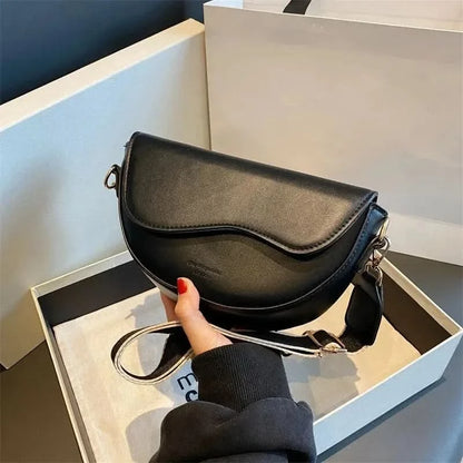 Vintage Saddle PU Leather Shoulder Bag - Solid-Color Minimalist Crossbody